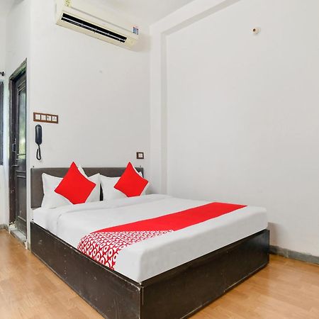 Oyo Flagship Hotel Shree United Indore Esterno foto