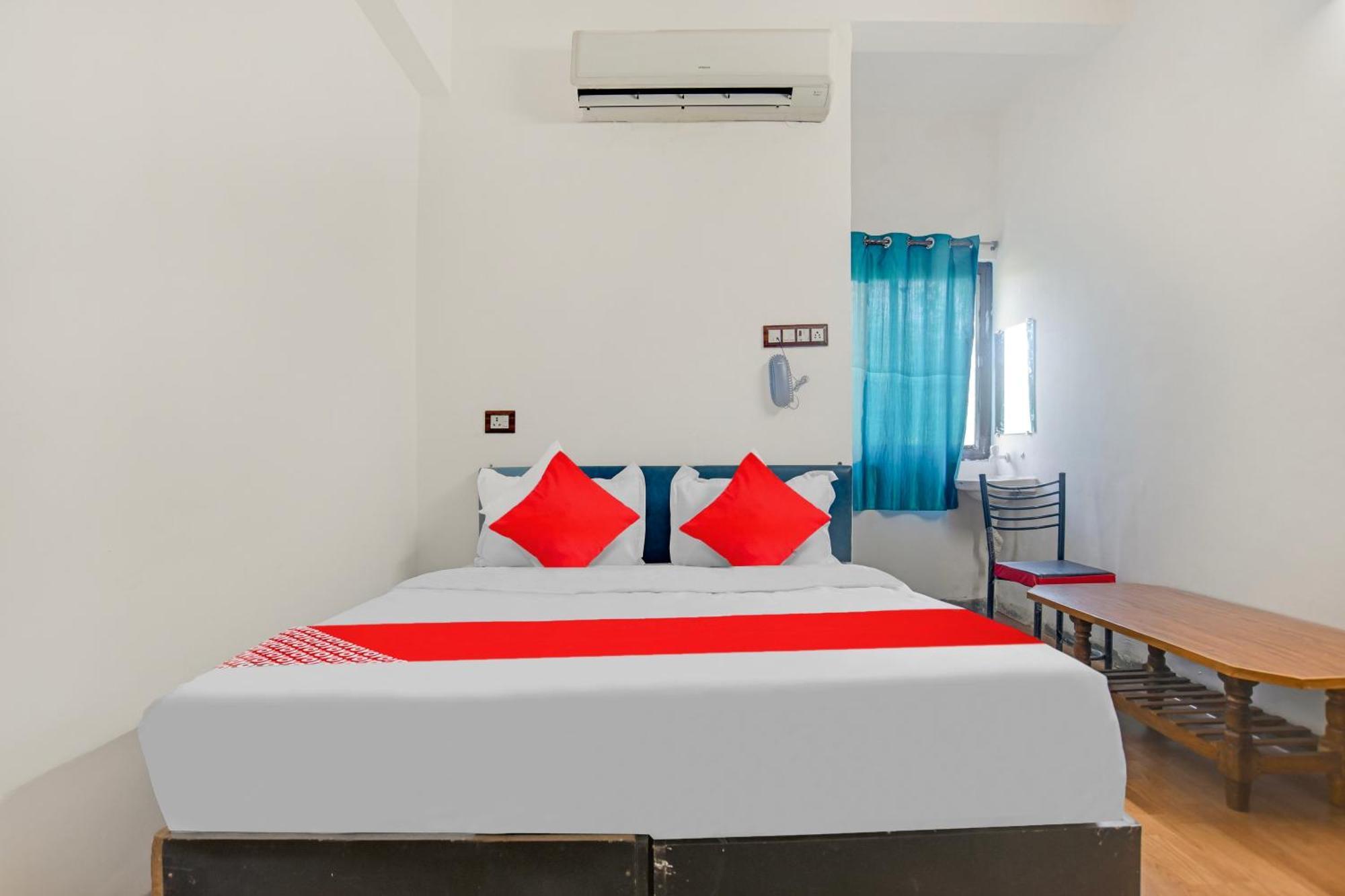 Oyo Flagship Hotel Shree United Indore Esterno foto