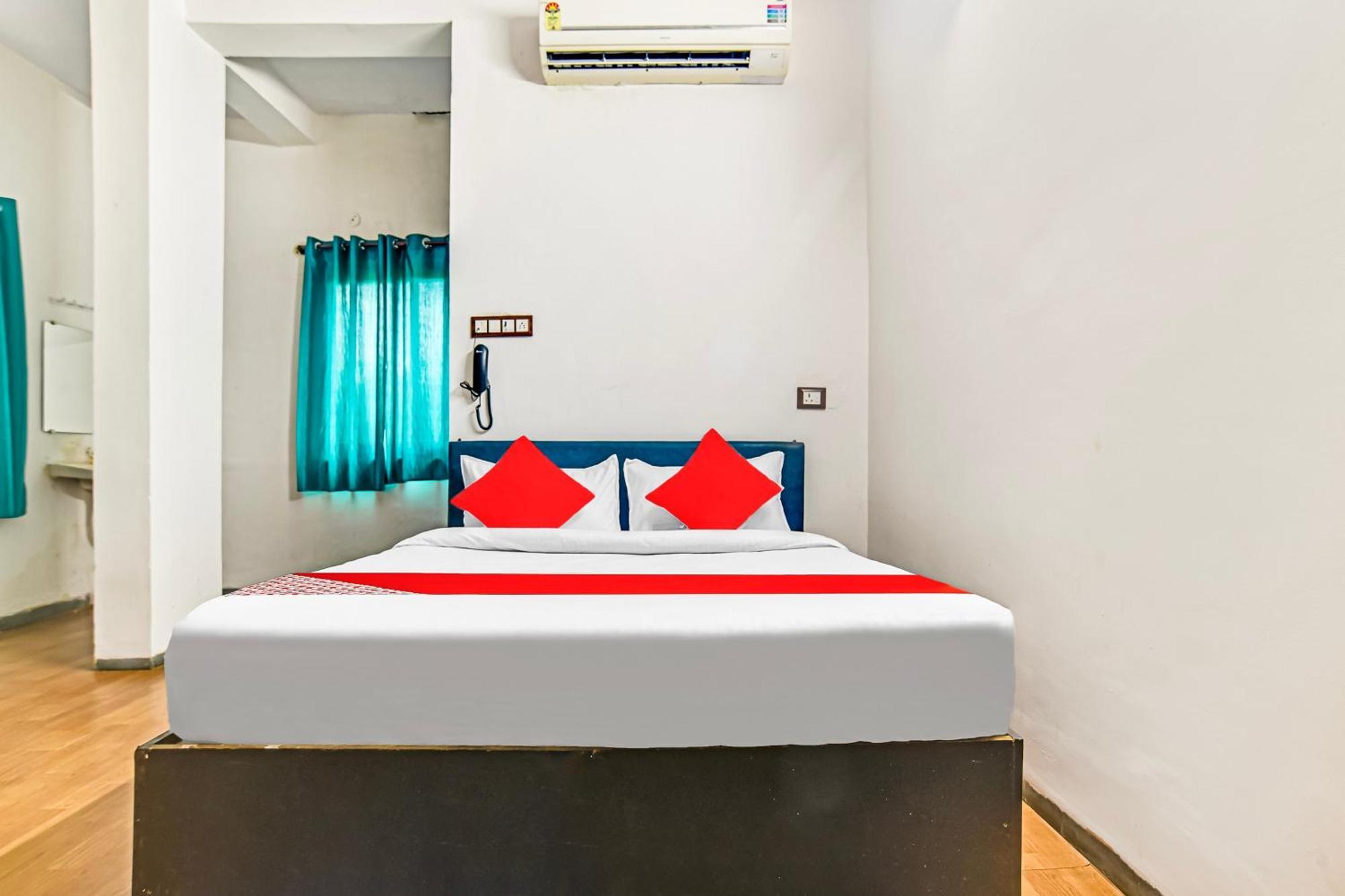 Oyo Flagship Hotel Shree United Indore Esterno foto