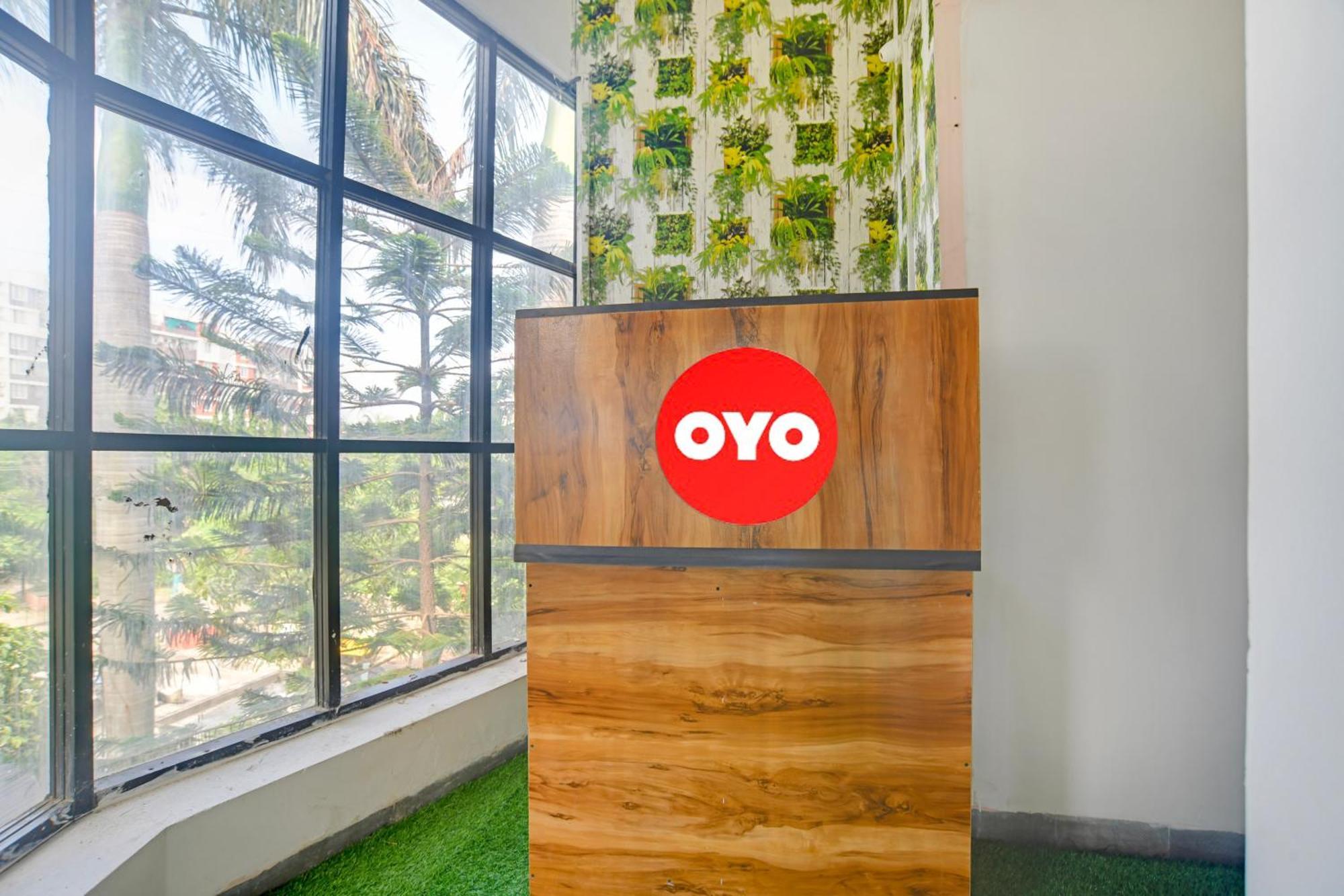 Oyo Flagship Hotel Shree United Indore Esterno foto